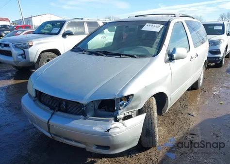 2002 Toyota Sienna Le z USA, uszkodzony, nr VIN 4T3ZF13C82U425496